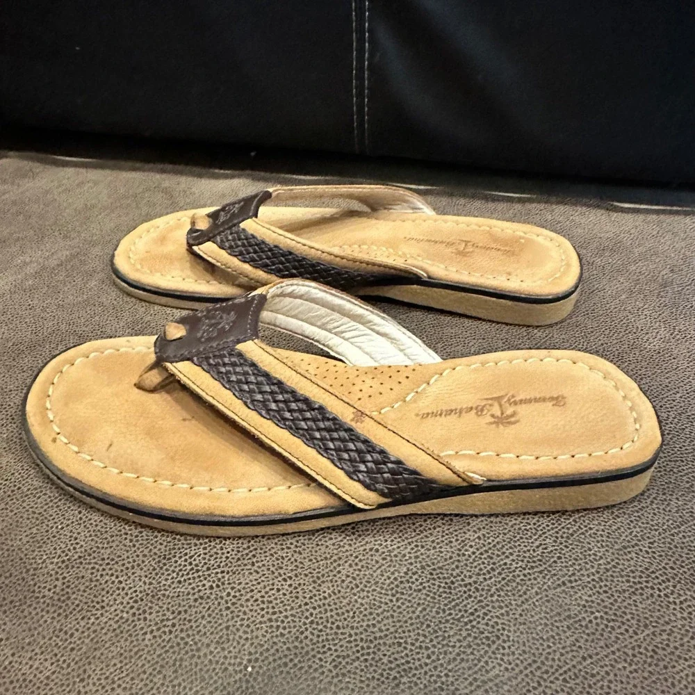 Tommy Bahama Anchored Leather Sandals Men's Size 9 Flip Flops Tan & Brown